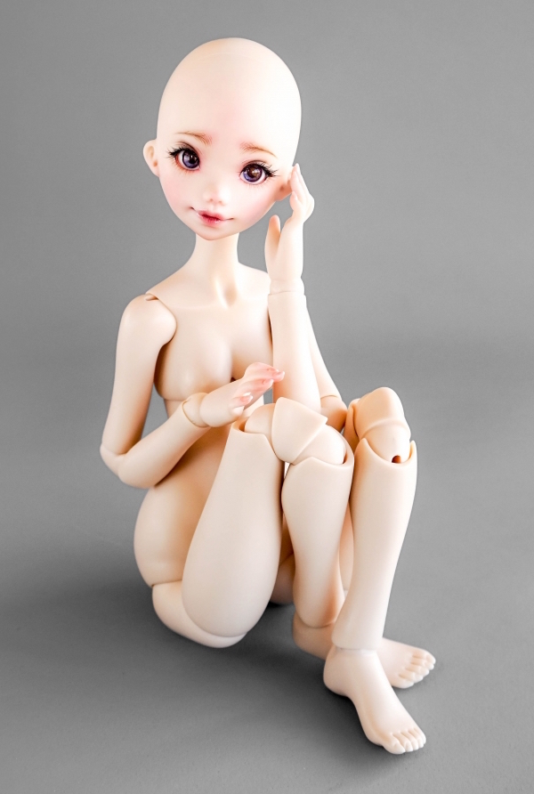 momonita doll